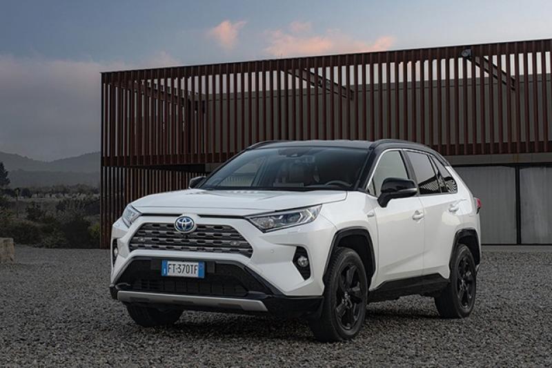 台灣網友捕獲新一代 Toyota RAV4，可望還有越野版可選？ 