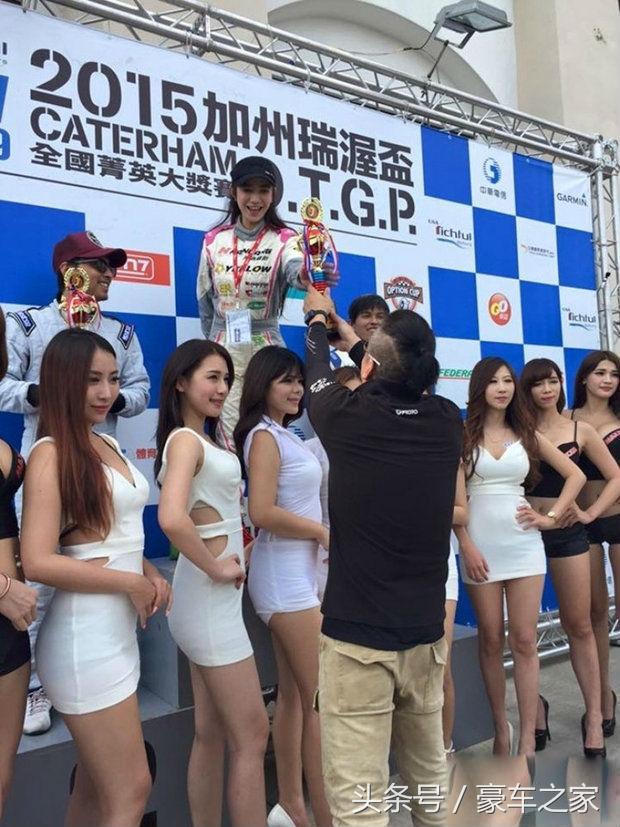 台灣最美性感女賽車手，身材好到爆，車技一級棒