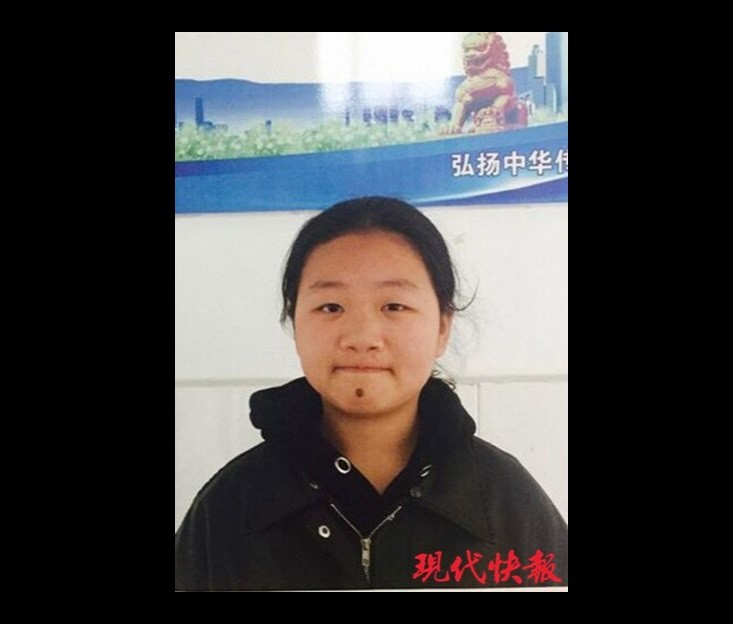 勇於承擔！13歲女童刮傷車「眾人勸快跑」 車主暴怒「轉頭一看氣全消」：賠償1元就好 