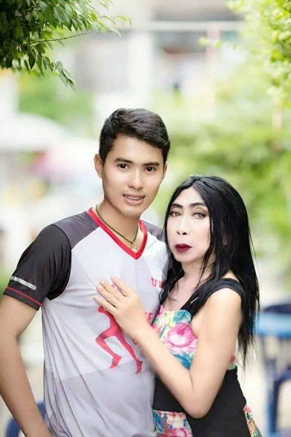 泰國「最辣熟女奶奶」一夕爆紅！她公開「2個年輕帥男友」小小鮮肉照....神到給跪了！