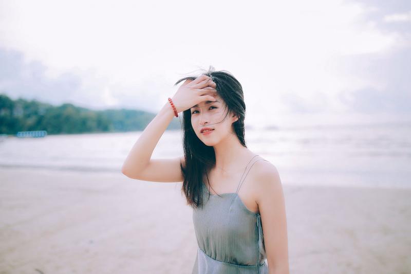 去泰國，要是有美女遞毛巾給你，千萬不要接，導遊：接了就知道了！