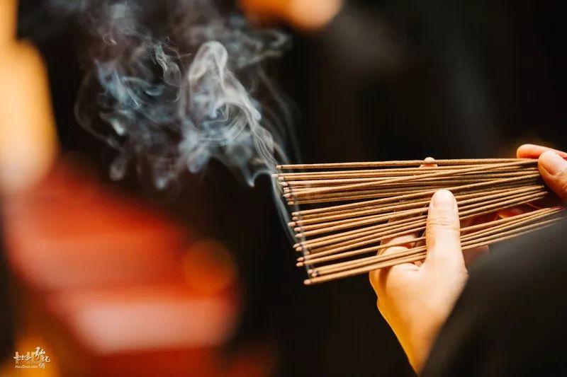 今日一起來懺悔，每天念三遍，你的命會越來越好！（非常靈驗）