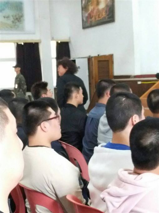 軍中最害怕的角色是「她」！釣出一堆人憶當年…被弄到噴血 老鳥：後台超硬 