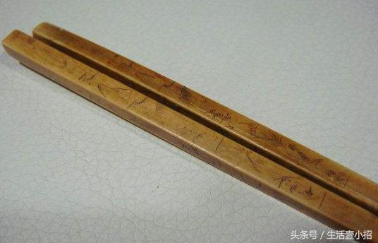 這幾種筷子千萬不要買，買了也不要用，很多家庭都有，快回家扔掉
