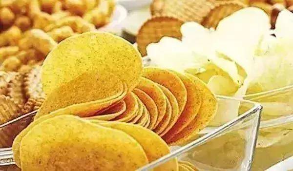 8種食物，是公認的衰老「加速器」，吃得越多老得越快，再喜歡也要忌口