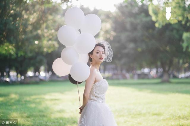 婆婆，你說我憑什麼給我爸媽生活費呢，就憑你們全家都是我在養啊