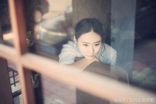結婚一個月，前妻給我發來的一張照片，讓我後悔不已