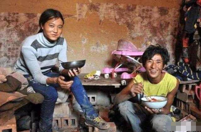 二婚夫妻被婆婆趕出家門，10年後，老公的一段話讓婆婆閉上了嘴