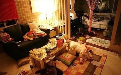 小叔子與弟媳來家裡借住，就因為我多看了一眼竟變得無家可歸