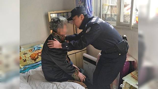 子孫滿堂卻沒人回家…8旬母一人度過團圓飯！心碎割腕...