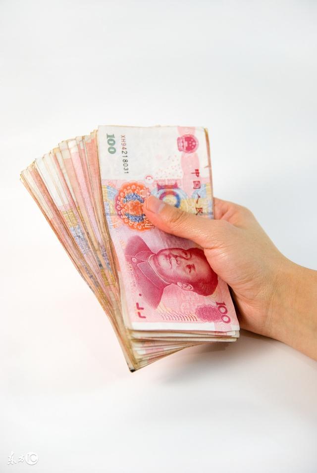 婆婆每月給我五萬，她提了個要求，讓我娘家人炸鍋