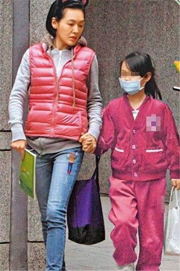 小S三個女兒每天穿得「土到爆」汪小菲也說穿得像保母！小S：只希望能讓女兒明白「這個道理」