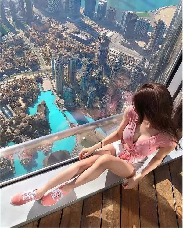 福利來襲 | 史上最強S型，大馬宅男女神 Quah Sue Theng