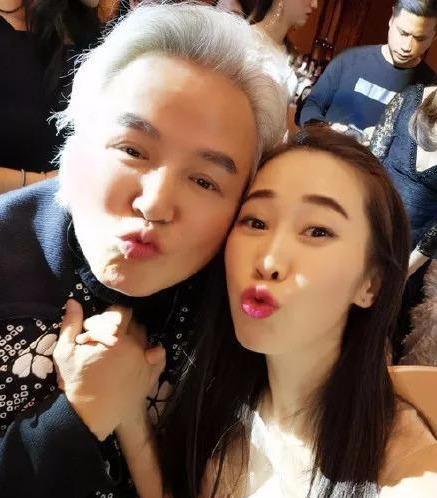 張庭上海大豪宅曝光，稱客人第一次來會迷路，是真有錢啊！