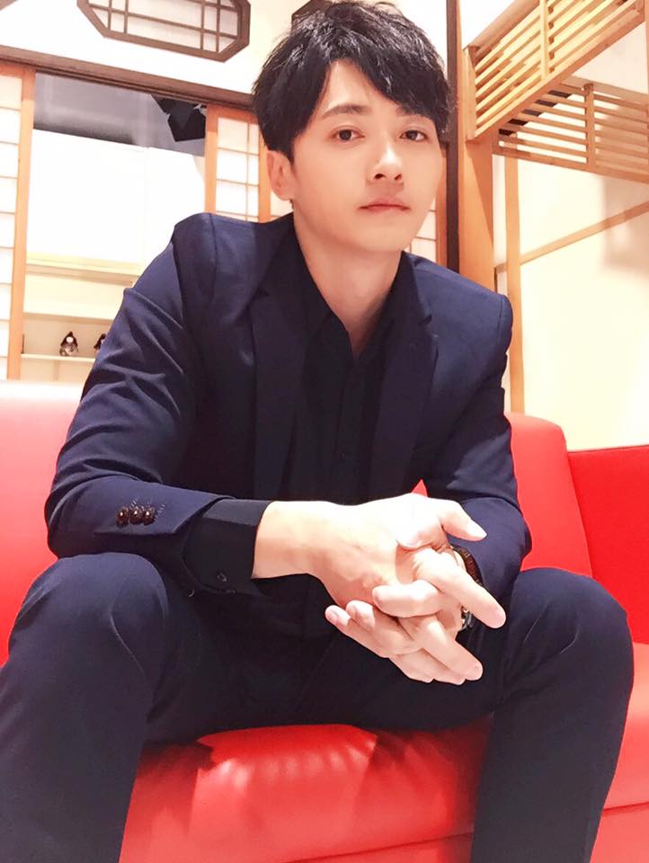 《大時代》男星戲裡外都暖！為孕妻「擠牙膏綁鞋帶」， 從小父母離異渴望有家「3月當雙胞胎爸」！