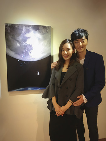 《大時代》男星戲裡外都暖！為孕妻「擠牙膏綁鞋帶」， 從小父母離異渴望有家「3月當雙胞胎爸」！