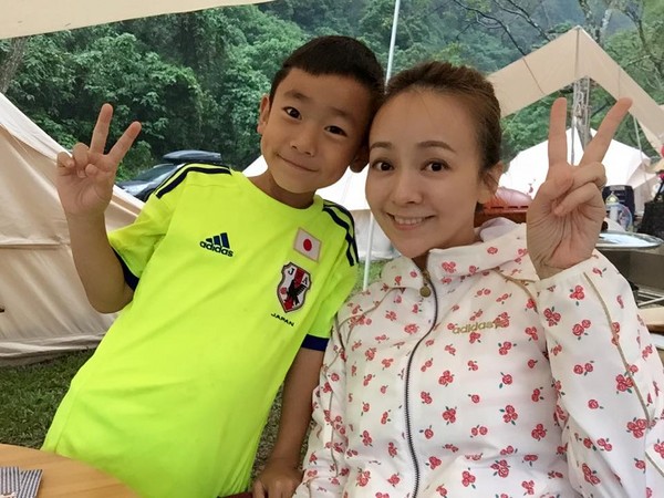6歲月花4萬元！季芹兒子玩遊戲「刷爆爸媽信用卡」　堅持拒繳「讓他自己負責」：你去賺錢還我