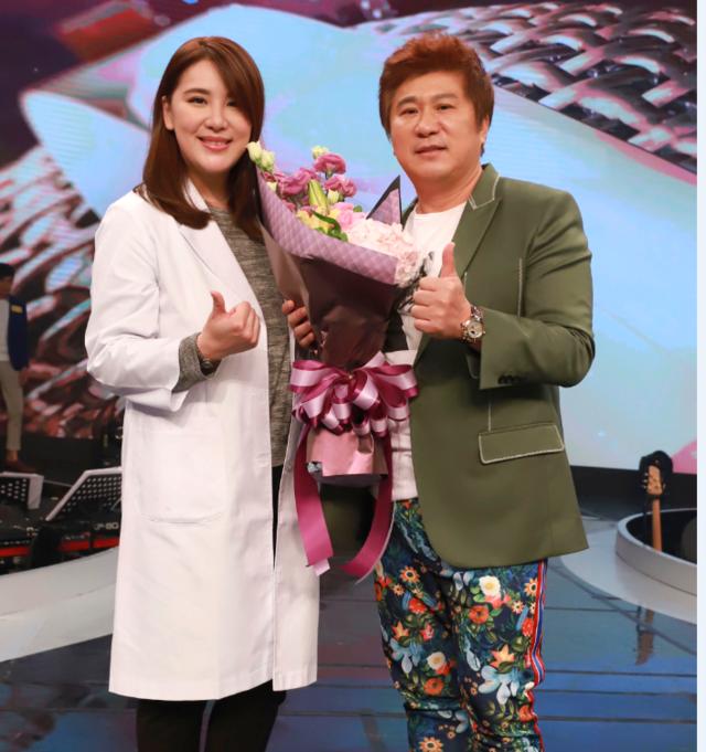 胡瓜27年前錄《百戰百勝》嫩臉有夠帥　完全凍齡「甜笑對鏡頭放電」網友暴動：我戀愛惹❤　