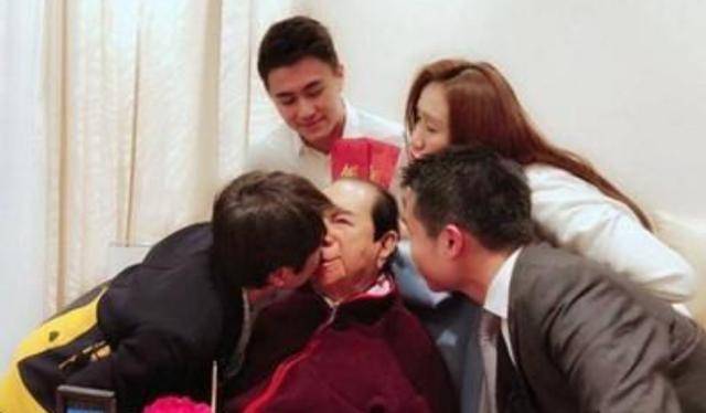 98歲賭王病重，幾個月花費上億治療費，老婆孩子卻還在爭奪家產！