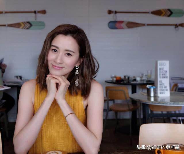 34歲TVB小花被爆入住男友過億豪宅，可仍節儉度日買100塊打折衣服