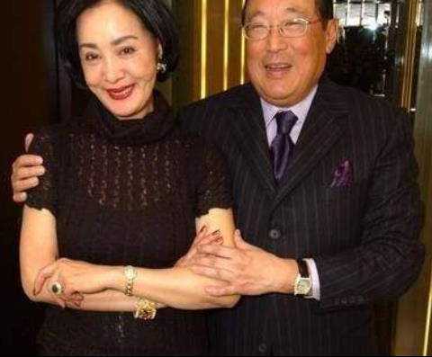 當紅時嫁入豪門，與小三共用老公40年，如今獨吞70億家產風光無限