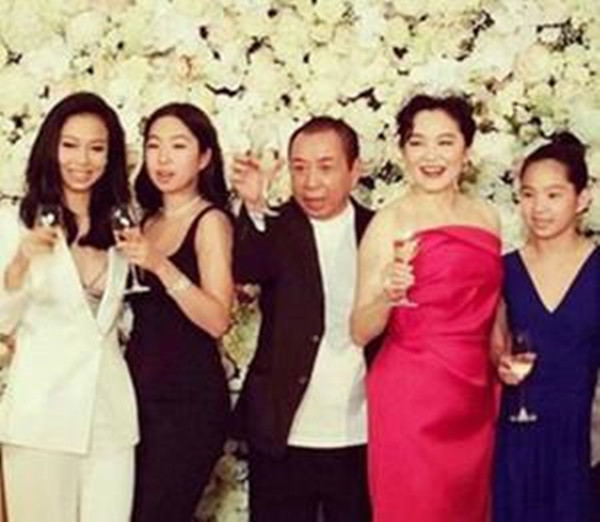 兩大女神兒女比拚：林青霞的「3個女兒」 VS 趙雅芝的「3個兒子」，這差距有點大啊！！