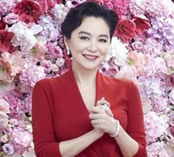 兩大女神兒女比拚：林青霞的「3個女兒」 VS 趙雅芝的「3個兒子」，這差距有點大啊！！