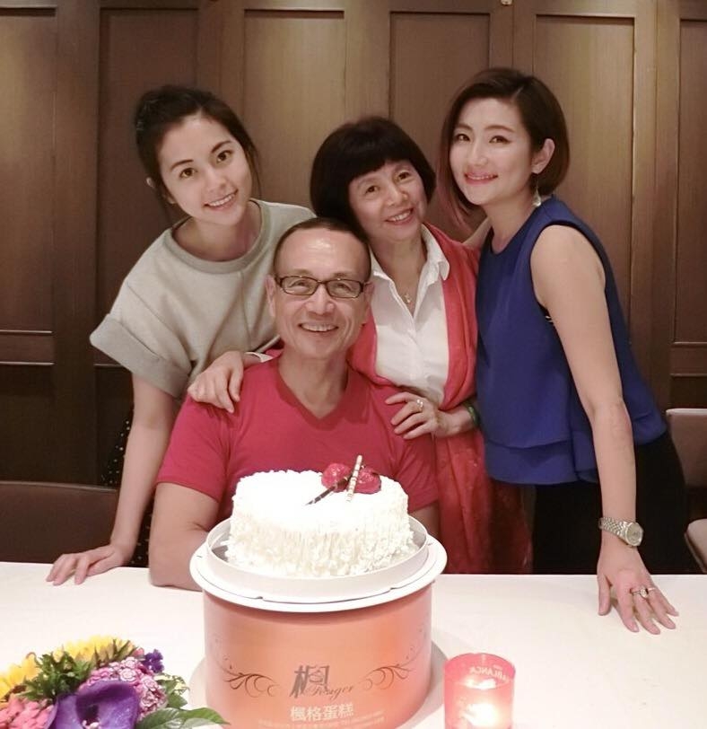 Selina新歡曝光！約會「小11歲男星」爸爸也見過，眼神狂冒愛心「真的喜歡他❤」