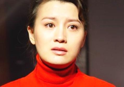 陳道明對她一見鍾情，李幼斌為了她凈身出戶，三婚嫁給李幼斌
