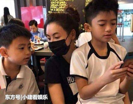 王菲春晚定妝照出爐，張柏芝臉再美都沒用，輸在了這個地方！