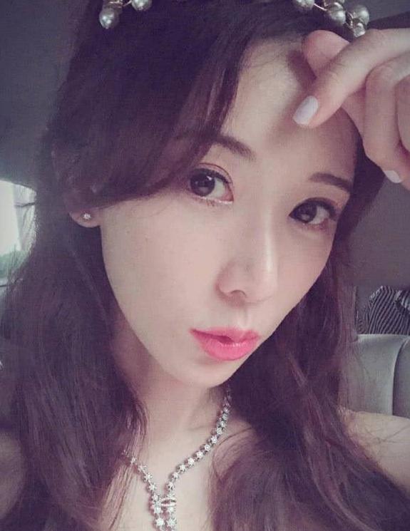 44歲林志玲曬「與母親合照」！看到圖6時，近70歲的林媽媽讓網友炸了：氣質如蘭！