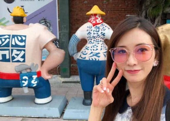 44歲林志玲曬「與母親合照」！看到圖6時，近70歲的林媽媽讓網友炸了：氣質如蘭！