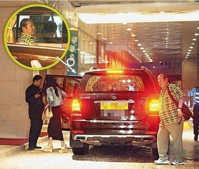 時間能把渣男變傳奇？洪金寶大方承認緋聞藏得好，感激老婆24年婚姻全靠忍…