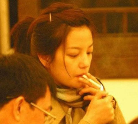 80%的女明星都是大煙槍？連天後范冰冰都是煙不離身！最後一個女神你絕對想不到！太讓人幻滅了！ 