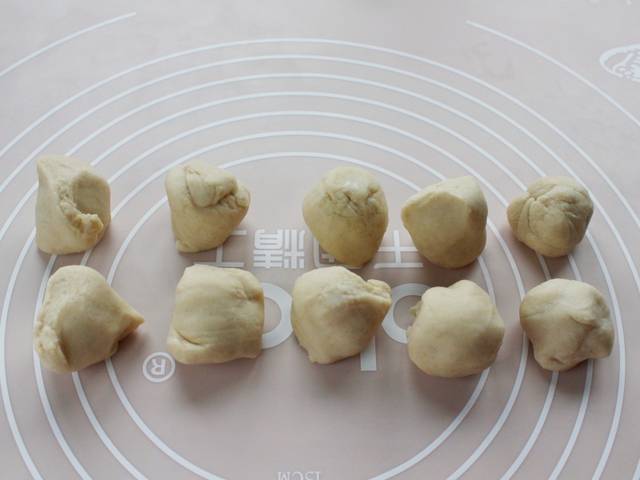 教你做柔韌好吃的春餅，放上一天也不硬