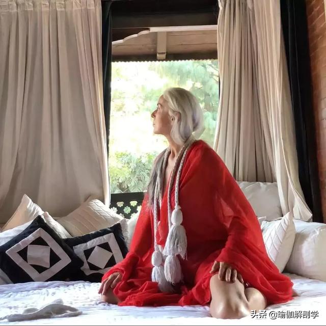 64歲活成少女！產後體重飆破84公斤...她「20年每天堅持一件事」逆襲成最辣阿嬤 