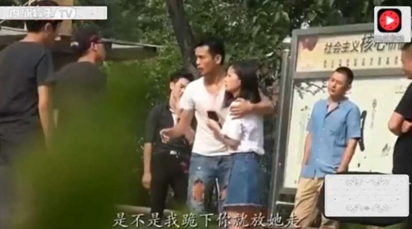 男子假裝「破產」想看看女友是不是真的只喜歡他的錢...結果讓他當場痛哭下跪！