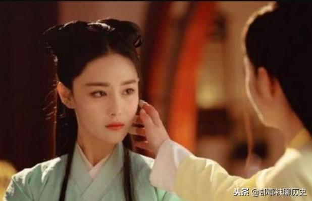 古時候有錢人三妻四妾，為何還要養丫鬟？原來有一事妻妾辦不到