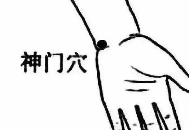 手上有3處美容穴，堅持每天按，皮膚會變得白皙粉嫩有光澤