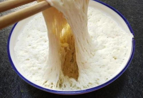 發麵不用等，奶奶有一招，20分鐘就能蓬鬆變滿盆，好吃又健康