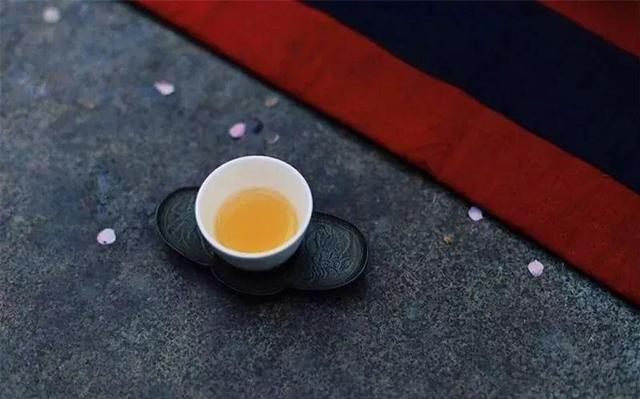 尿酸不達標，晚上有「4苦」，管的住3件事重返健康！