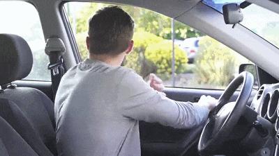 看過一次這個荷蘭人「開車門」的方法再也忘不了，你的一個小改變，就能避免很多交通意外