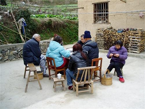 娘家拆遷兩套房，哥嫂說我是外姓沒我份，爸也支持，再見面我笑了