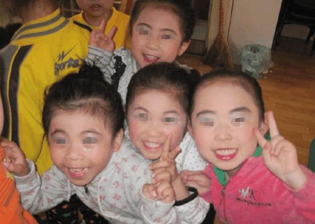 生了6個女兒，老太受盡嘲諷，20年後，一排豪車接她進城養老