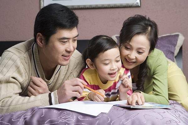 孩子睡覺前，父母能做好這3件事，堅持10年會給你驚喜 !