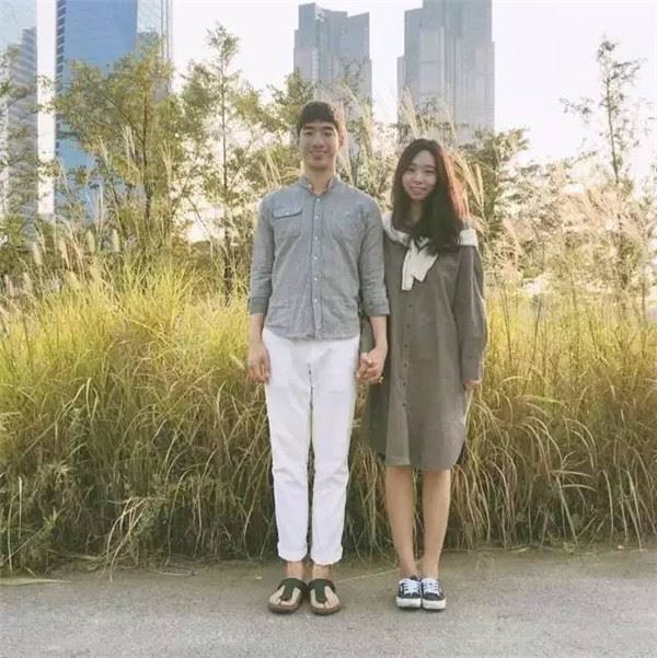 小夫妻「只用同一種姿勢」IG紅翻天！結婚3年甜蜜到大贏其他夫妻