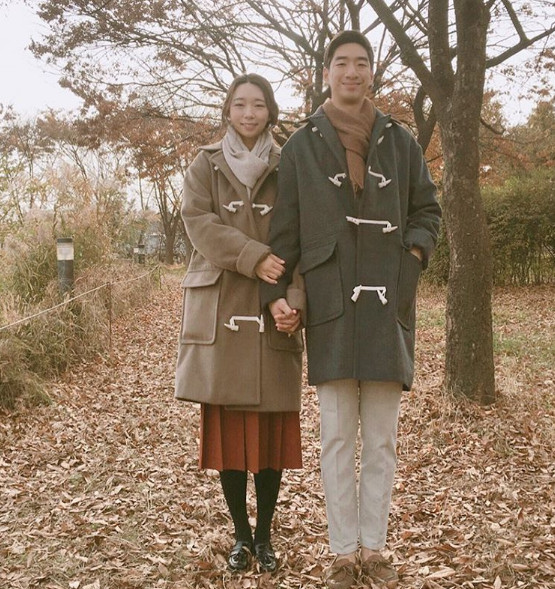 小夫妻「只用同一種姿勢」IG紅翻天！結婚3年甜蜜到大贏其他夫妻