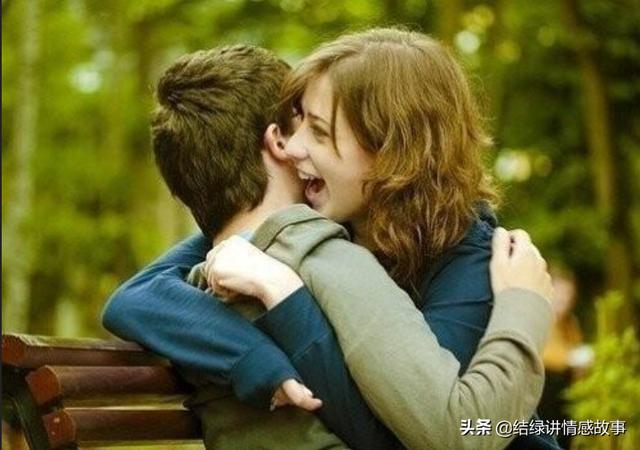 談婚論嫁時，准婆婆說：你都跟我兒子住在一起了，還辦什麼婚禮啊