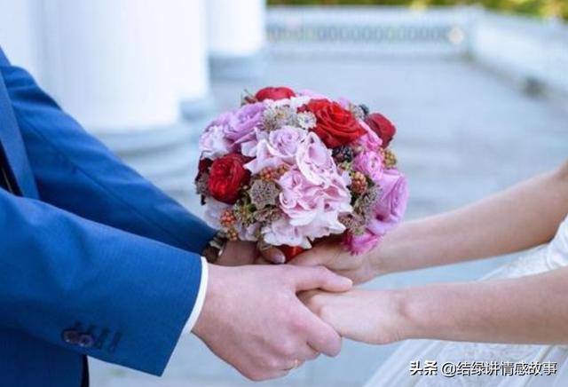 談婚論嫁時，准婆婆說：你都跟我兒子住在一起了，還辦什麼婚禮啊