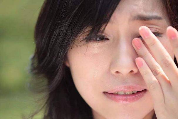 嫁給二婚的老公，婆婆的一番話，我決心打胎並且分手